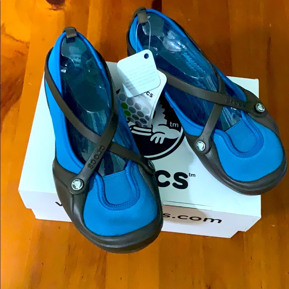 CROCS